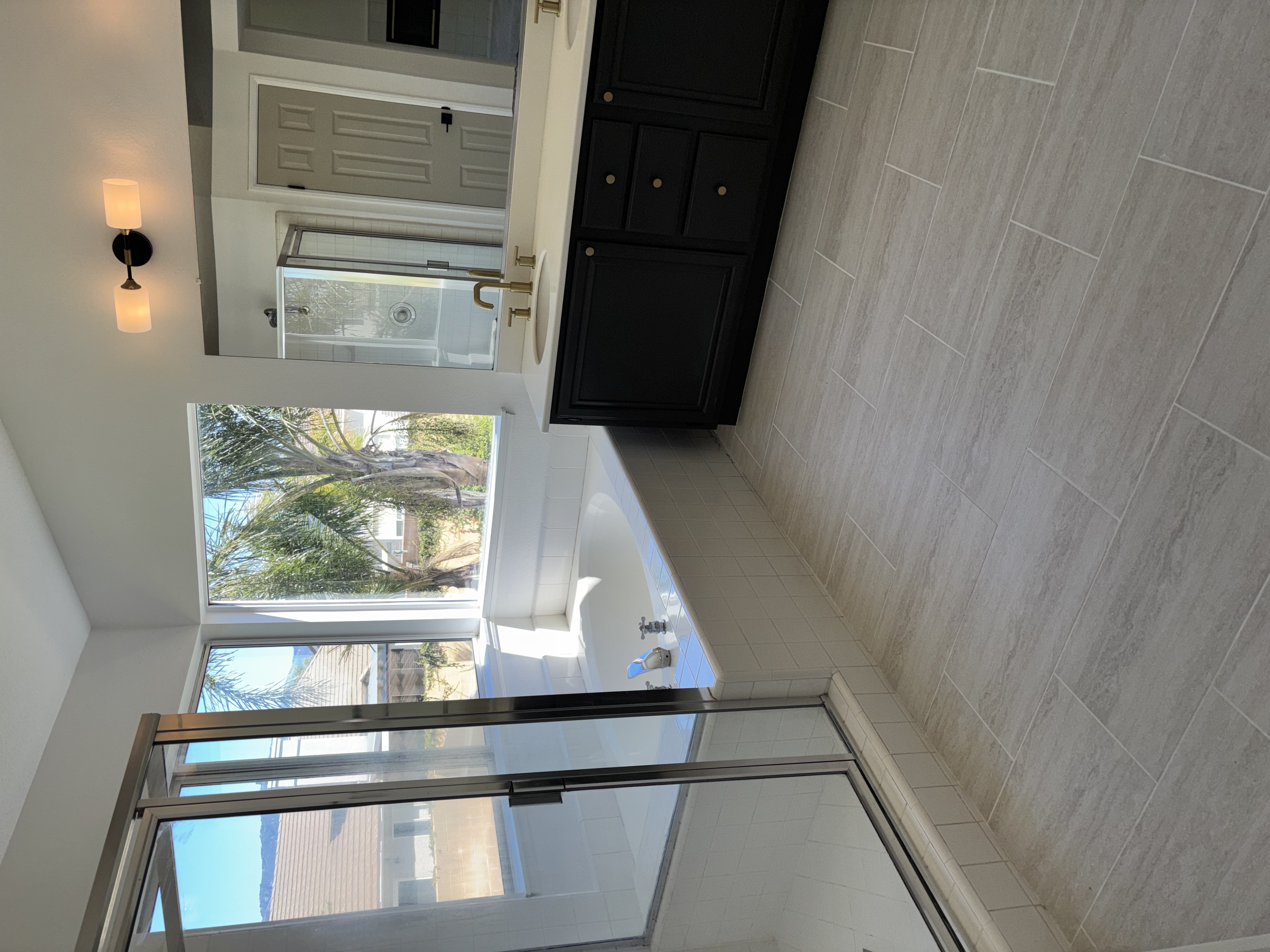 Luxury Bathroom Detail Clean